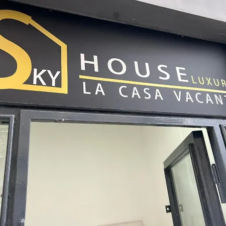 Sky House Luxury Apartmán Neapol